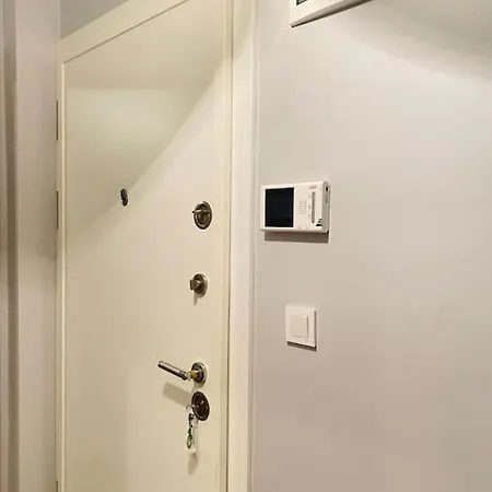 Apartment Sisli Osmanbey 1+1 Daire