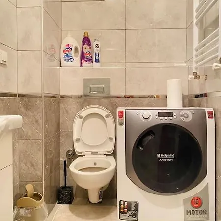 Sisli Osmanbey 1+1 Daire Apartment *